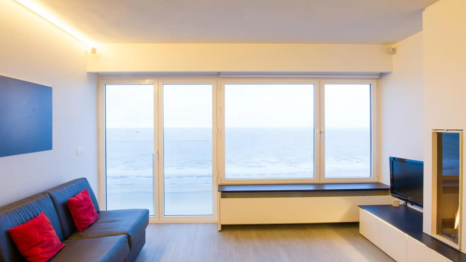 Apartment Appartement Met Zeezicht - Seamore Ostend